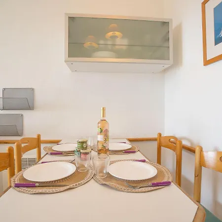 Apartment Le Belvedere - R3 221 By Interhome Saint-Raphael (Var)