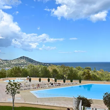 Apartment Le Belvedere - R3 221 By Interhome