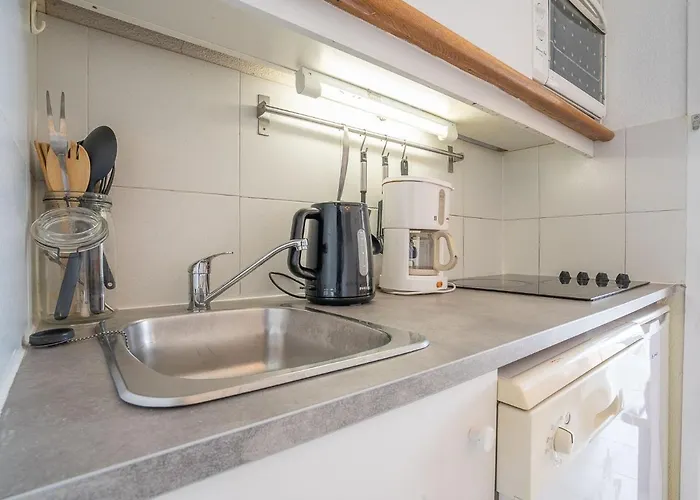 Le Belvedere - R3 221 By Interhome Apartmán Saint-Raphaël