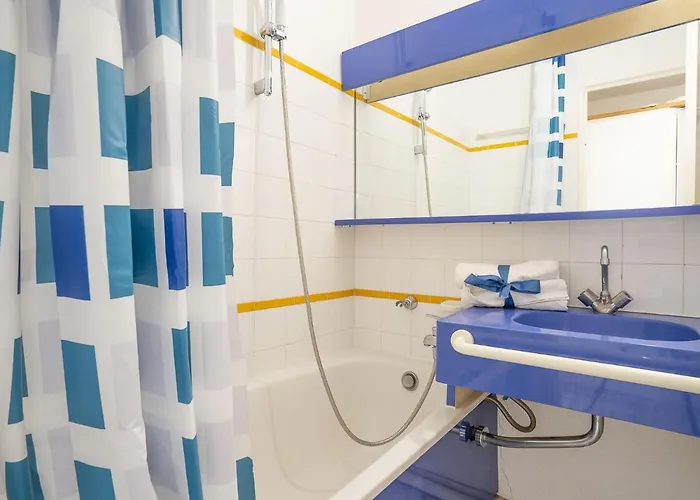 Le Belvedere - R3 221 By Interhome * Saint-Raphaël