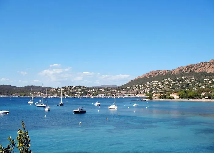 Le Belvedere - R3 221 By Interhome Saint-Raphaël